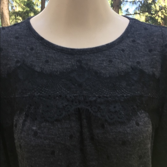 Loft so soft knit black/ gray cold shoulder blouse - Picture 2 of 11